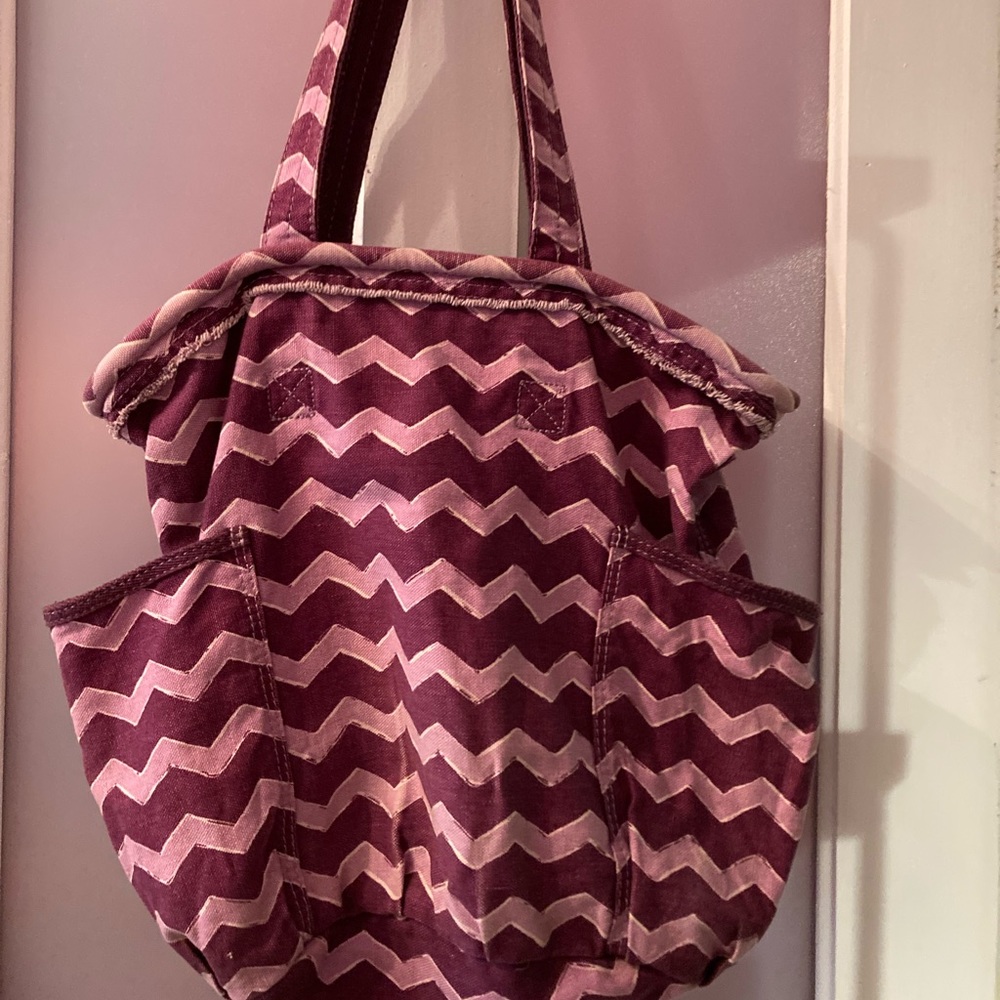 31 Retro Metro Purple